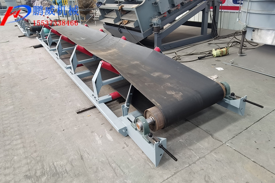 隧道輸送機 隧道輸送機